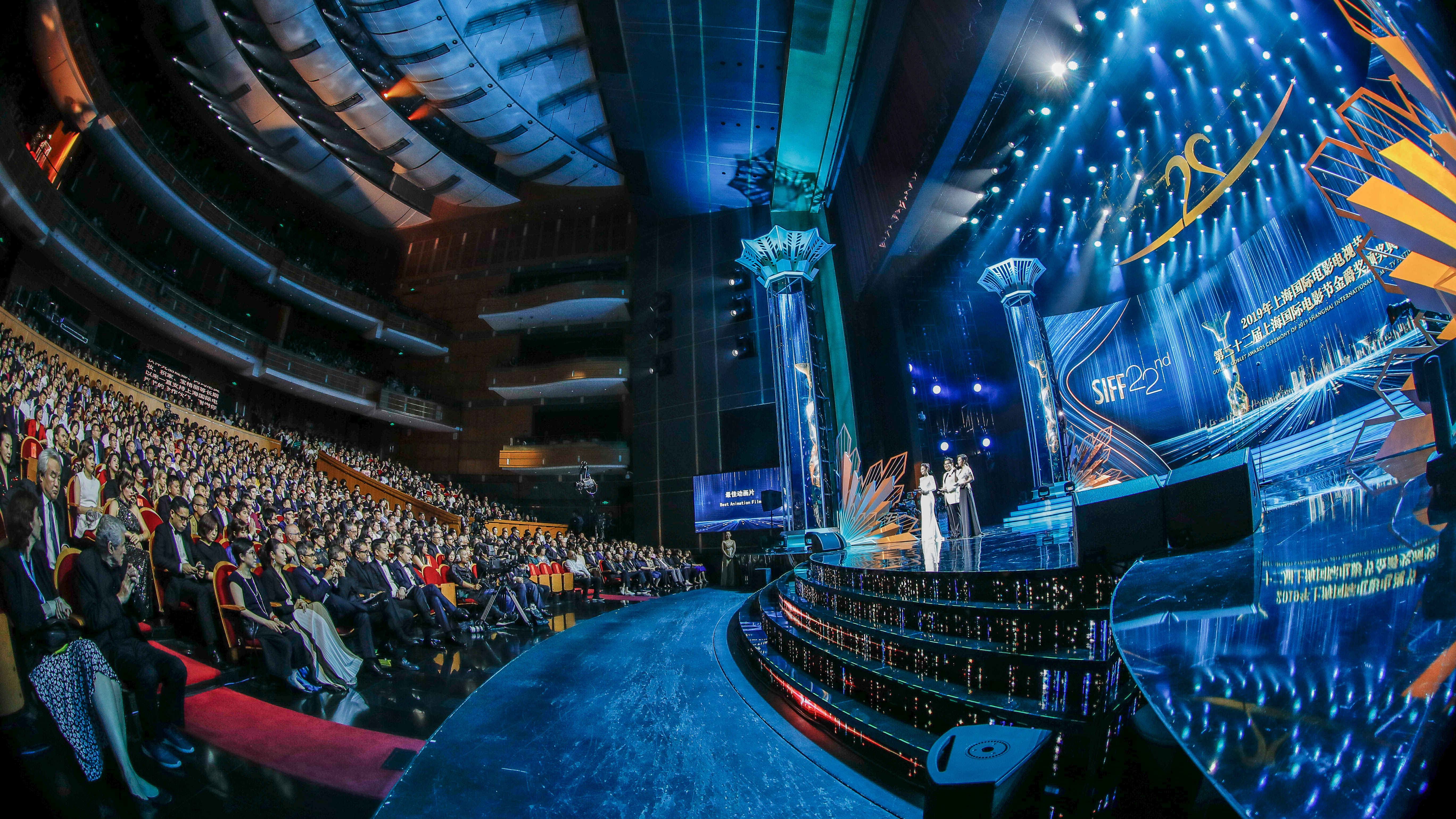 14667885.jpg 2019上海国际电影节金爵盛典.jpg